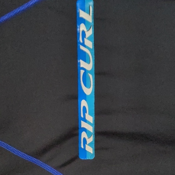 Rip Curl Black and Blue Rash Guard Boys XL - Picture 2 of 7